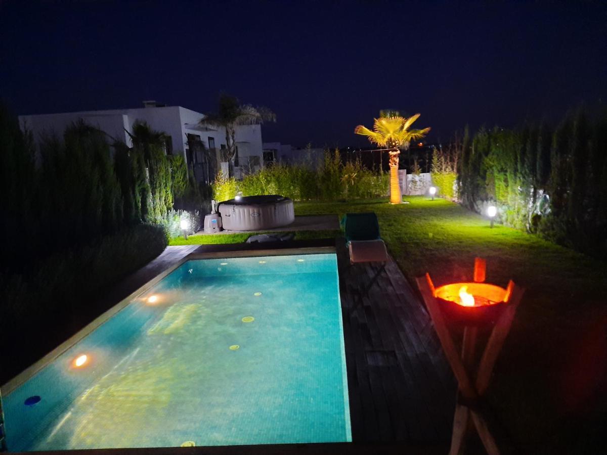 Superbe Villa Avec Piscine Plages Des Nations Рабат Екстериор снимка