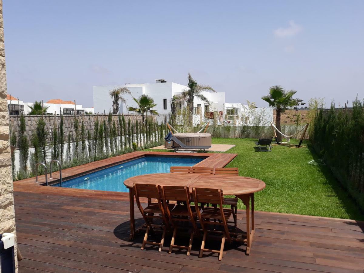 Superbe Villa Avec Piscine Plages Des Nations Рабат Екстериор снимка